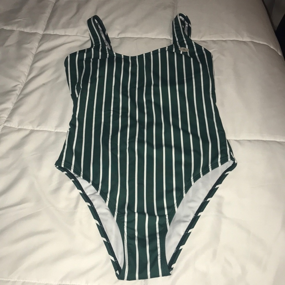 One piece bikini
